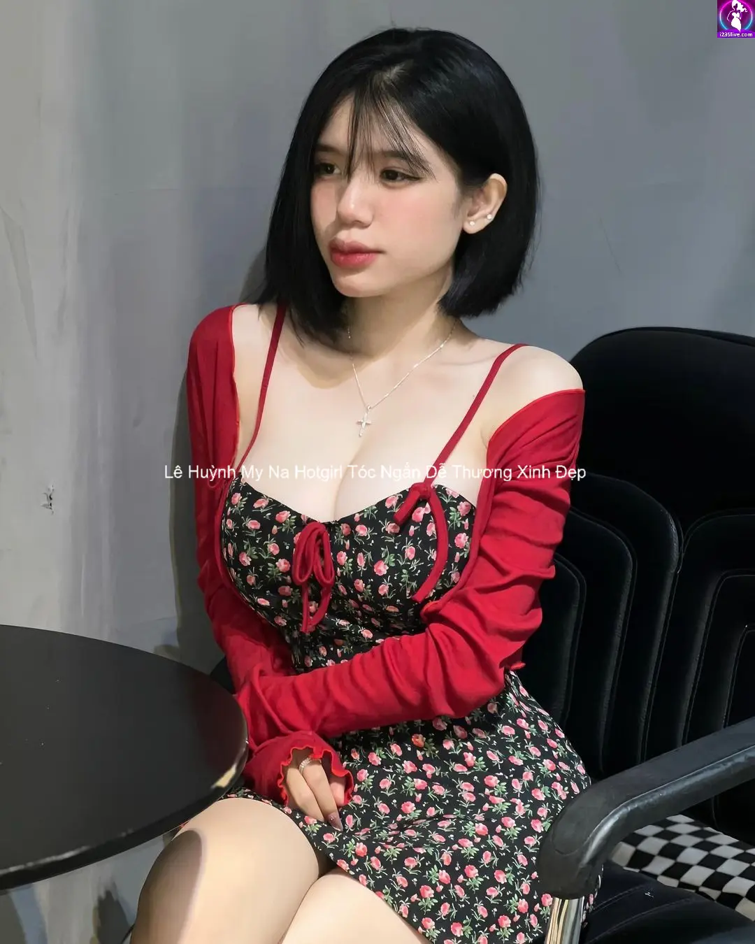 Lê Huỳnh My Na Hotgirl Tóc Ngắn Dễ Thương Xinh Đẹp 3