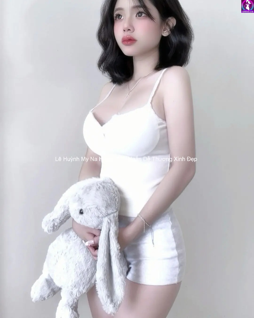 Lê Huỳnh My Na Hotgirl Tóc Ngắn Dễ Thương Xinh Đẹp 8